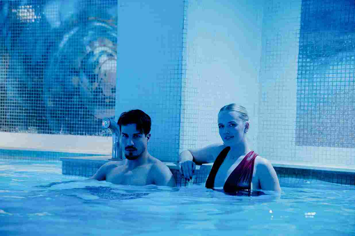 Pool, wellness & aqua bike